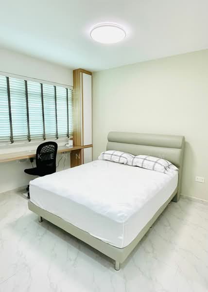 78 Lorong Limau HDB Flat For Sale at S$ 998,000 | PropertyGuru Singapore - Bedroom