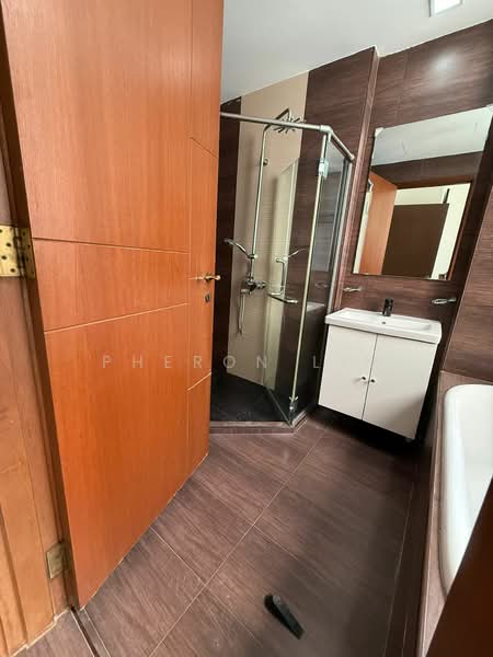 Seasons Park, 491 Yio Chu Kang Road, Room Rental, 120 sqft, Condominium For Rent, by Pheron Lim, 500075610 - Bathroom - PropertyGuru.com.sg