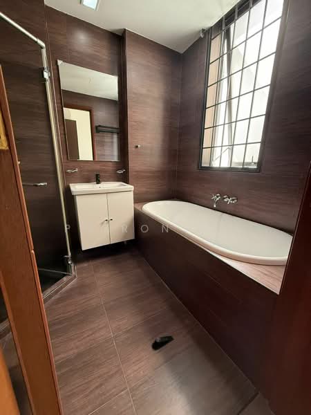 Seasons Park, 491 Yio Chu Kang Road, Room Rental, 120 sqft, Condominium For Rent, by Pheron Lim, 500075610 - Bathroom - PropertyGuru.com.sg