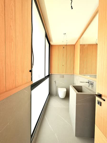 ⭐️ BRAND NEW HOME TOP soon⭐️ Semi-Detached House For Sale at S$ 15,500,000 | PropertyGuru Singapore - Bathroom