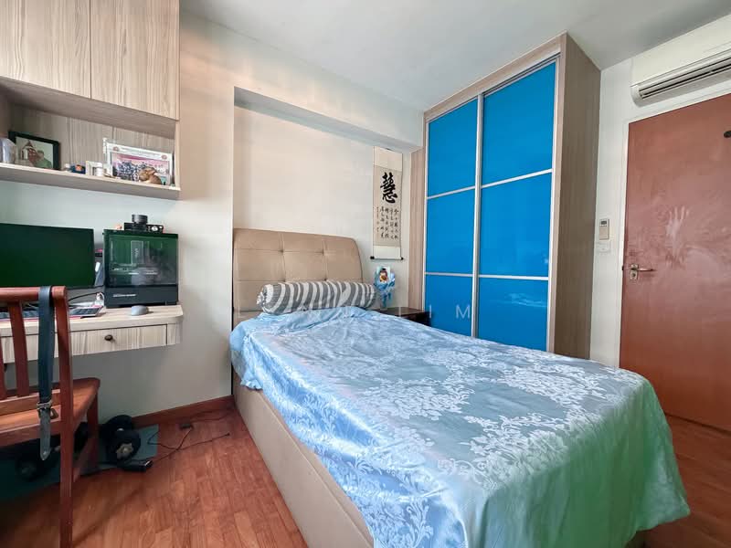 183A Boon Lay Avenue HDB Flat For Sale at S$ 668,000 | PropertyGuru Singapore - Bedroom