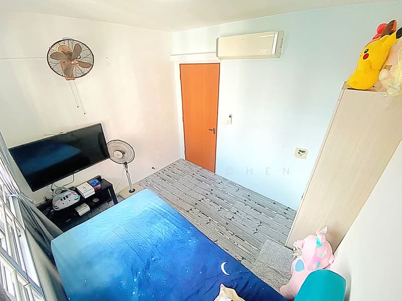 104A Canberra Street HDB Flat For Sale at S$ 560,000 | PropertyGuru Singapore - Bedroom