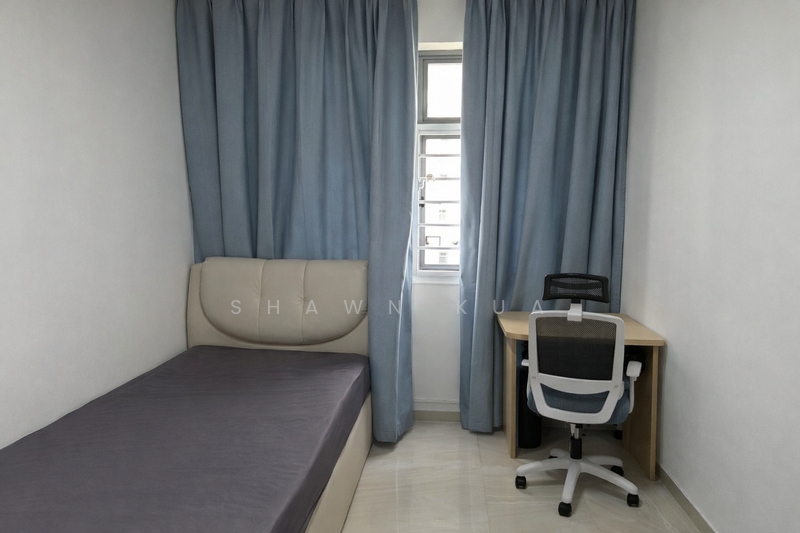 619A Tampines Street 61 HDB Flat For Sale at S$ 928,888 | PropertyGuru Singapore - Bedroom