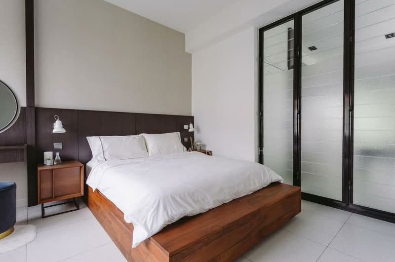 72 Seng Poh Road HDB Flat For Sale at S$ 1,350,000 | PropertyGuru Singapore - Bedroom