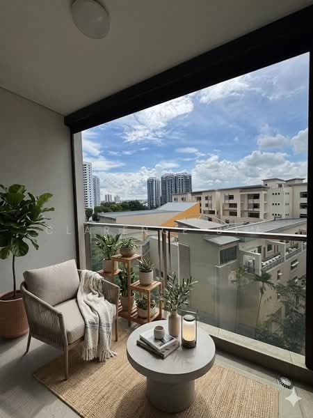 Seaside Residences, 10 Siglap Link, 2 Bedrooms, 807 sqft, Apartment For Sale, by Clarence Sim, 500075680 - Balcony - PropertyGuru.com.sg