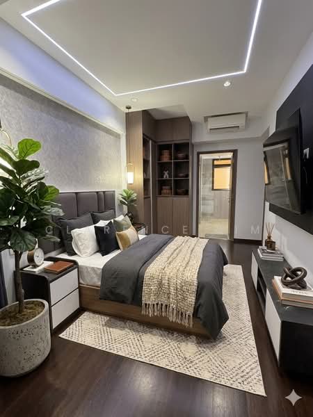 Seaside Residences, 10 Siglap Link, 2 Bedrooms, 807 sqft, Apartment For Sale, by Clarence Sim, 500075680 - Master Bedroom - PropertyGuru.com.sg