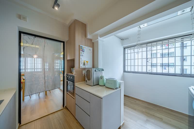 549A Segar Road HDB Flat For Sale at S$ 800,000 | PropertyGuru Singapore - Kitchen