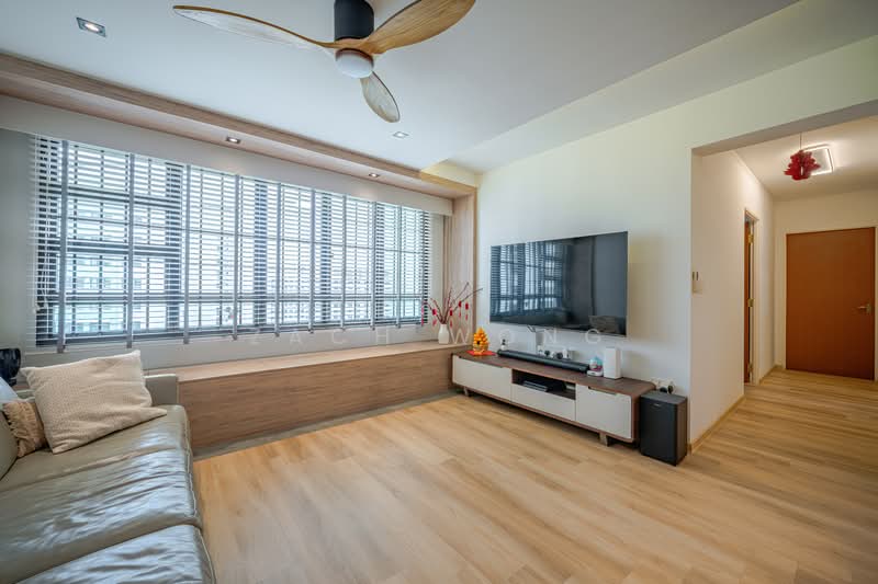 549A Segar Road HDB Flat For Sale at S$ 800,000 | PropertyGuru Singapore - Living Room