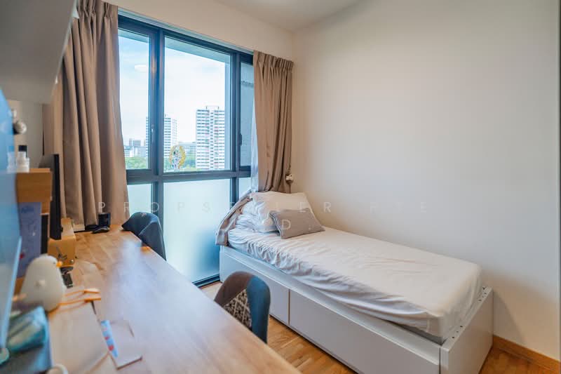 The Antares Condominium For Sale at S$ 1,360,000 | PropertyGuru Singapore - Bedroom