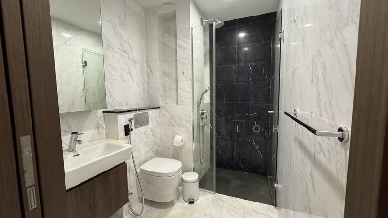 Spottiswoode 18 Condominium For Sale at S$ 1,299,000 | PropertyGuru Singapore - Bathroom