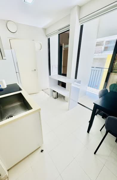 Haig Residences, 163 Haig Road, Studio, 452 sqft, Condominium For Rent, by Patricia Lim, 500075692 - Kitchen - PropertyGuru.com.sg