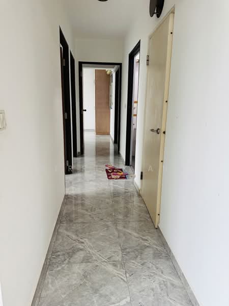 28 Ghim Moh Link, 28 Ghim Moh Link, 3 Bedrooms, 930 sqft, HDB Flat For Sale, by Derrick Ang, 500075698 - Corridor - PropertyGuru.com.sg
