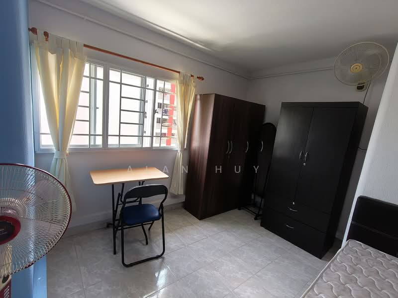 234 Ang Mo Kio Avenue 3, 234 Ang Mo Kio Avenue 3, Room Rental, 2,000 sqft, HDB Flat For Rent, by Alan Huy, 500075699 - Bedroom - PropertyGuru.com.sg