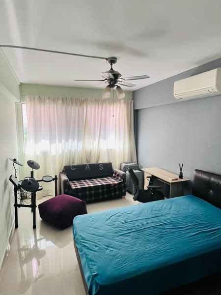 644 Yishun Street 61 HDB Flat For Sale at S$ 695,000 | PropertyGuru Singapore - Common Bedroom 2