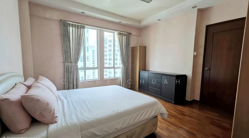 Northoaks Condominium For Sale at S$ 1,180,000 | PropertyGuru Singapore - Master Bedroom