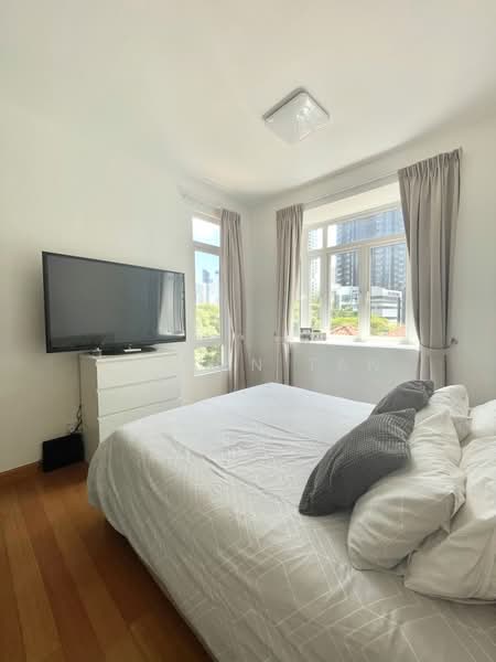 Robertson 100 Apartment For Sale at S$ 2,580,000 | PropertyGuru Singapore - Bedroom