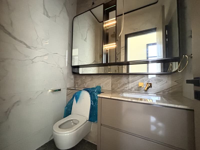 Perfect Ten, 323 Bukit Timah Road, 2 Bedrooms, 753 sqft, Condominium For Rent, by Melvin Lee, 500075752 - Bathroom - PropertyGuru.com.sg