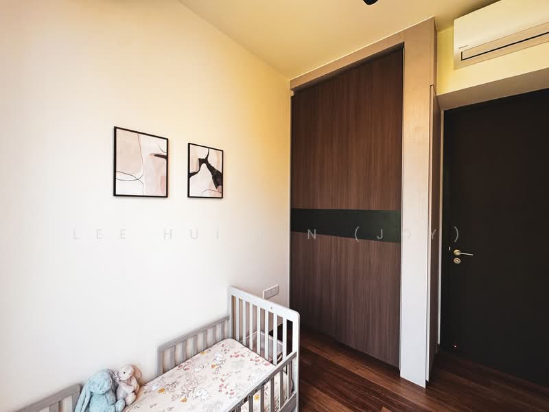 The Gazania Condominium For Sale at S$ 2,290,000 | PropertyGuru Singapore - Bedroom