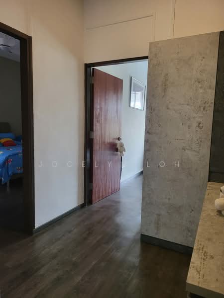 Yugi Garden Semi-Detached House For Sale at S$ 1,139,999 | PropertyGuru Singapore - Corridor