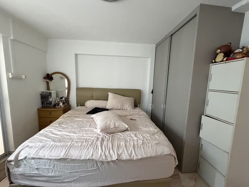 331 Serangoon Avenue 3, 331 Serangoon Avenue 3, 3 Bedrooms, 904 sqft, HDB Flat For Rent, by Huili Koh, 500075778 - Bedroom - PropertyGuru.com.sg