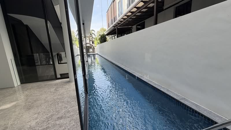 Holland Grove, holland Grove drive, 7 Bedrooms, 10,150 sqft, Detached House For Sale, by Ruth Lim, 500075796 - Exterior - PropertyGuru.com.sg