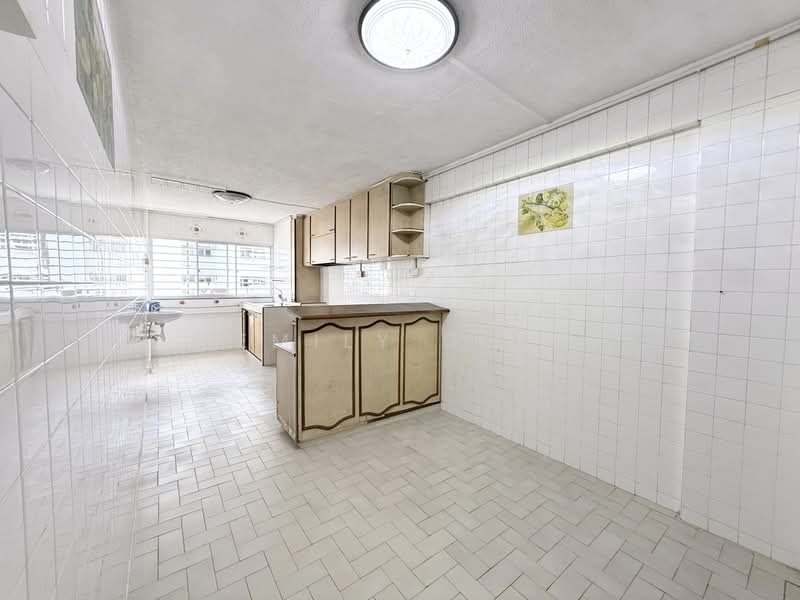 223 Yishun Street 21, 223 Yishun Street 21, 3 Bedrooms, 980 sqft, HDB Flat For Sale, by Emily Goh, 500075802 - Kitchen - PropertyGuru.com.sg