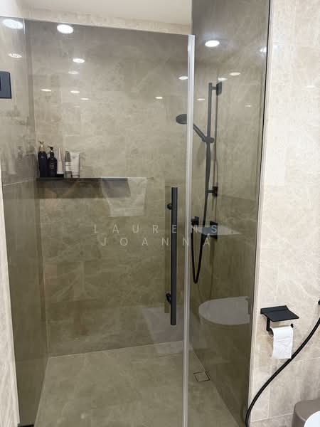 Coastline Residences Condominium For Sale at S$ 2,280,000 | PropertyGuru Singapore - Bathroom