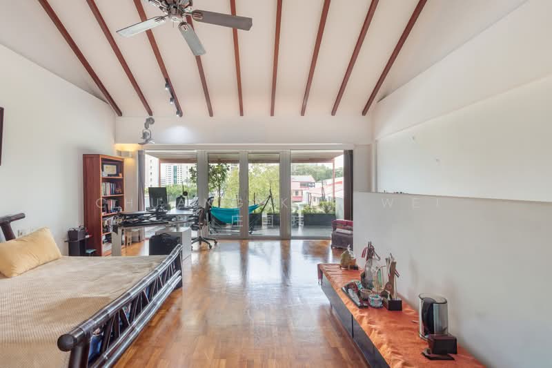 Golden Hill Estate Terraced House For Sale at S$ 5,290,000 | PropertyGuru Singapore - Study