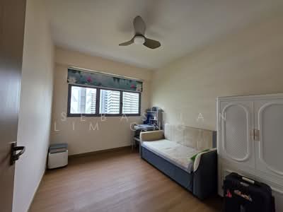 For Rent - 621B Tampines Street 61