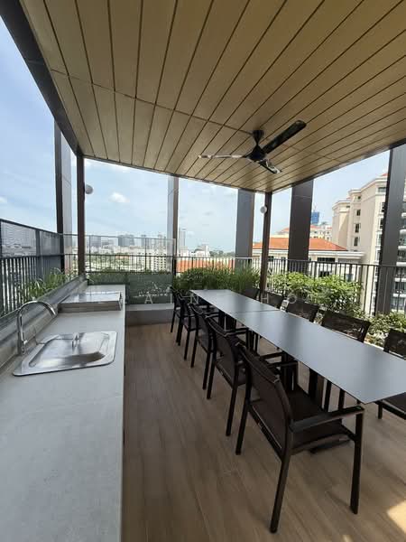 Hill House, 10A-11 Institution Hill, 10B, 2 Bedrooms, 452 sqft, Condominium For Rent, by Elaine Ho, 500075821 - PropertyGuru.com.sg