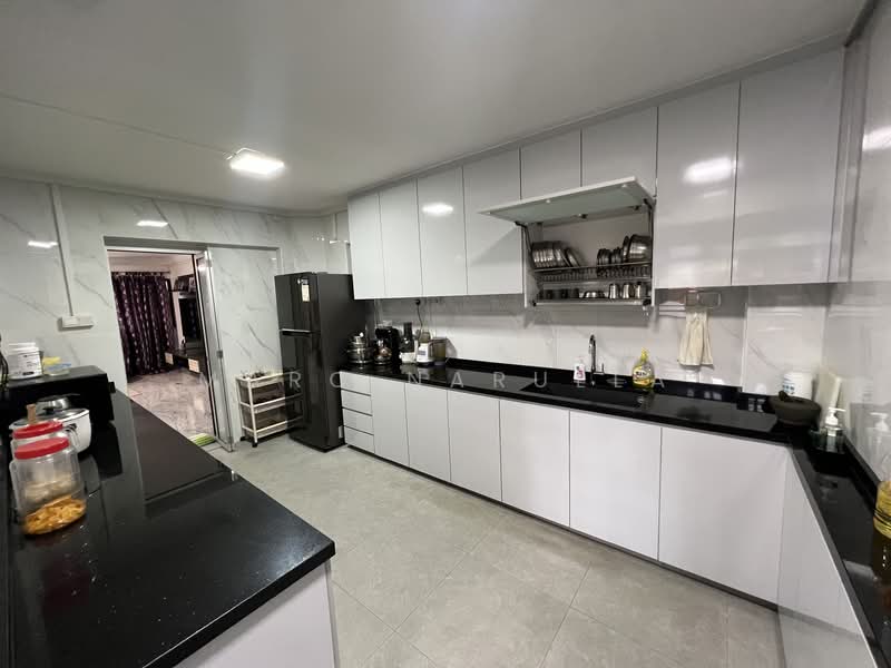 262 Tampines Street 21, 262 Tampines Street 21, 3 Bedrooms, 1,184 sqft, HDB Flat For Rent, by Marc Narulla, 500075822 - Kitchen - PropertyGuru.com.sg