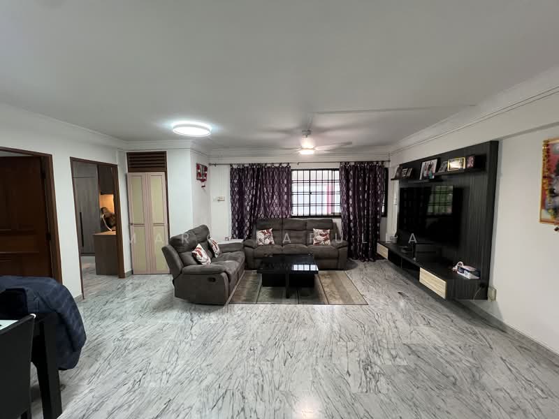 262 Tampines Street 21, 262 Tampines Street 21, 3 Bedrooms, 1,184 sqft, HDB Flat For Rent, by Marc Narulla, 500075822 - Living Room - PropertyGuru.com.sg