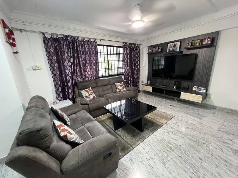 262 Tampines Street 21, 262 Tampines Street 21, 3 Bedrooms, 1,184 sqft, HDB Flat For Rent, by Marc Narulla, 500075822 - Living Room - PropertyGuru.com.sg