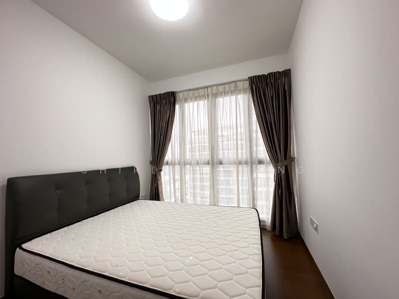 Kovan Regency Condominium For Sale at S$ 2,560,000 | PropertyGuru Singapore - Bedroom