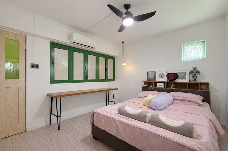 548 Jurong West Street 42 HDB Flat For Sale at S$ 750,000 | PropertyGuru Singapore - Master Room