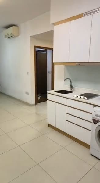 The Interweave, 21 Kim Keat Road, 2 Bedrooms, 721 sqft, Condominium For Rent, by Dickson Lee 李鼎盛, 500075885 - Kitchen - PropertyGuru.com.sg