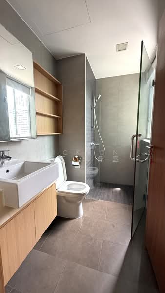 The Interweave, 21 Kim Keat Road, 2 Bedrooms, 721 sqft, Condominium For Rent, by Dickson Lee 李鼎盛, 500075885 - Bathroom - PropertyGuru.com.sg