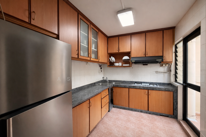 103 Rivervale Walk HDB Flat For Sale at S$ 878,888 | PropertyGuru Singapore - Kitchen