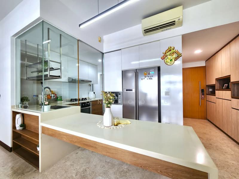 Seastrand Condominium For Sale at S$ 1,680,000 | PropertyGuru Singapore - Kitchen