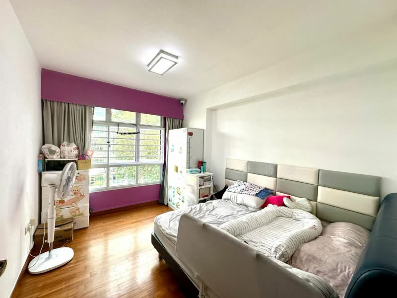 282A Sengkang East Avenue HDB Flat For Sale at S$ 816,000 | PropertyGuru Singapore - Bedroom
