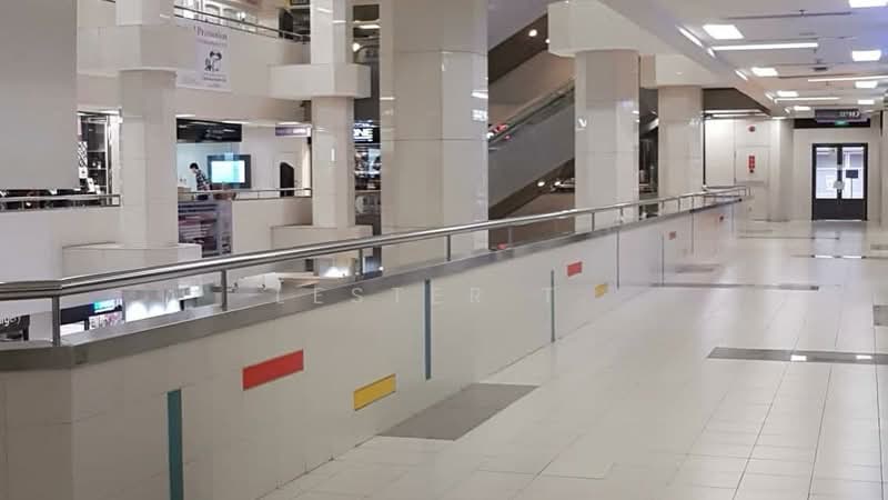 The Adelphi, 1 Coleman Street, 366 sqft, Other Retail For Rent, by Lester T., 500075909 - Corridor - CommercialGuru.com.sg