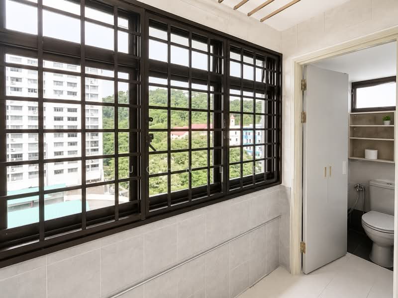 23 Telok Blangah Crescent, 23 Telok Blangah Crescent, 3 Bedrooms, 883 sqft, HDB Flat For Sale, by John Lee, 500075917 - Bathroom - PropertyGuru.com.sg