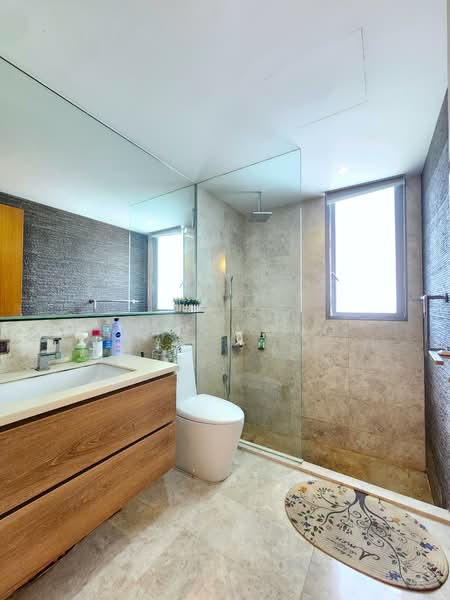 Seastrand Condominium For Sale at S$ 1,680,000 | PropertyGuru Singapore - Bathroom