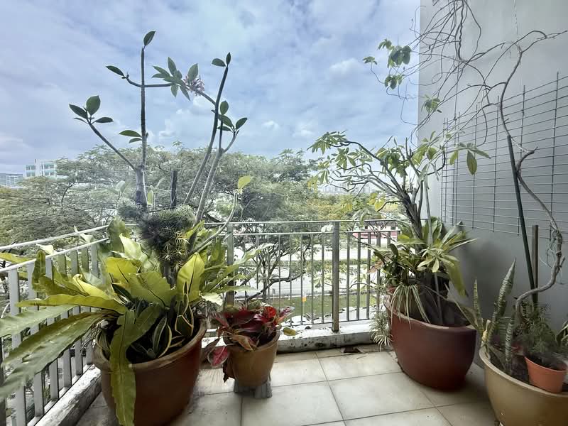 Bayou Residence Condominium For Sale at S$ 3,500,000 | PropertyGuru Singapore - Balcony