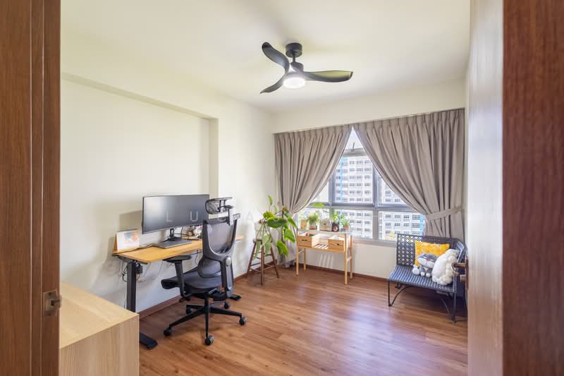 876A Tampines Avenue 8 HDB Flat For Sale at S$ 1,000,000 | PropertyGuru Singapore - Study