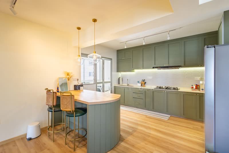 876A Tampines Avenue 8 HDB Flat For Sale at S$ 1,000,000 | PropertyGuru Singapore - Kitchen