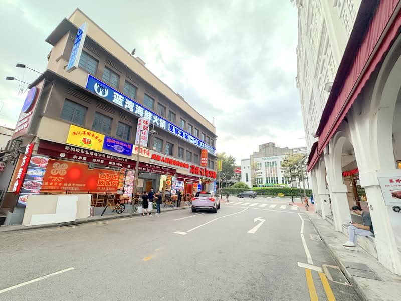 Chinatown F&B with good crowd and near MRT, Mosque Street/ Pagoda Street/ Temple Street, 5,022 sqft, Food & Beverage For Rent, by Vivien Tan, 500075966 - CommercialGuru.com.sg
