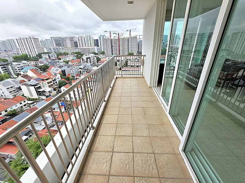 The Merlot, 101 Keng Lee Road, 3 Bedrooms, 1,098 sqft, Condominium For Rent, by Shelly Koh, 500075986 - Balcony - PropertyGuru.com.sg