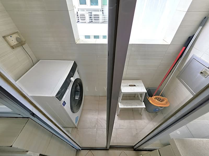 The Merlot, 101 Keng Lee Road, 3 Bedrooms, 1,098 sqft, Condominium For Rent, by Shelly Koh, 500075986 - Balcony - PropertyGuru.com.sg