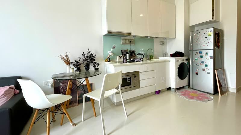 Spacious 1 Bed Loft plus Study next to Tanah Merah MRT, , 1 Bedroom, 441 sqft, Condominium For Rent, by Aina Lie 李艾娜, 500075996 - Kitchen - PropertyGuru.com.sg